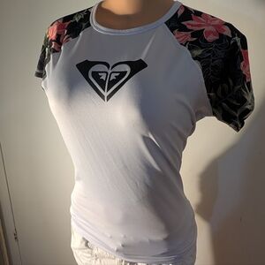 Roxy Women's White and Black Floral Sleeve Active Top Size L